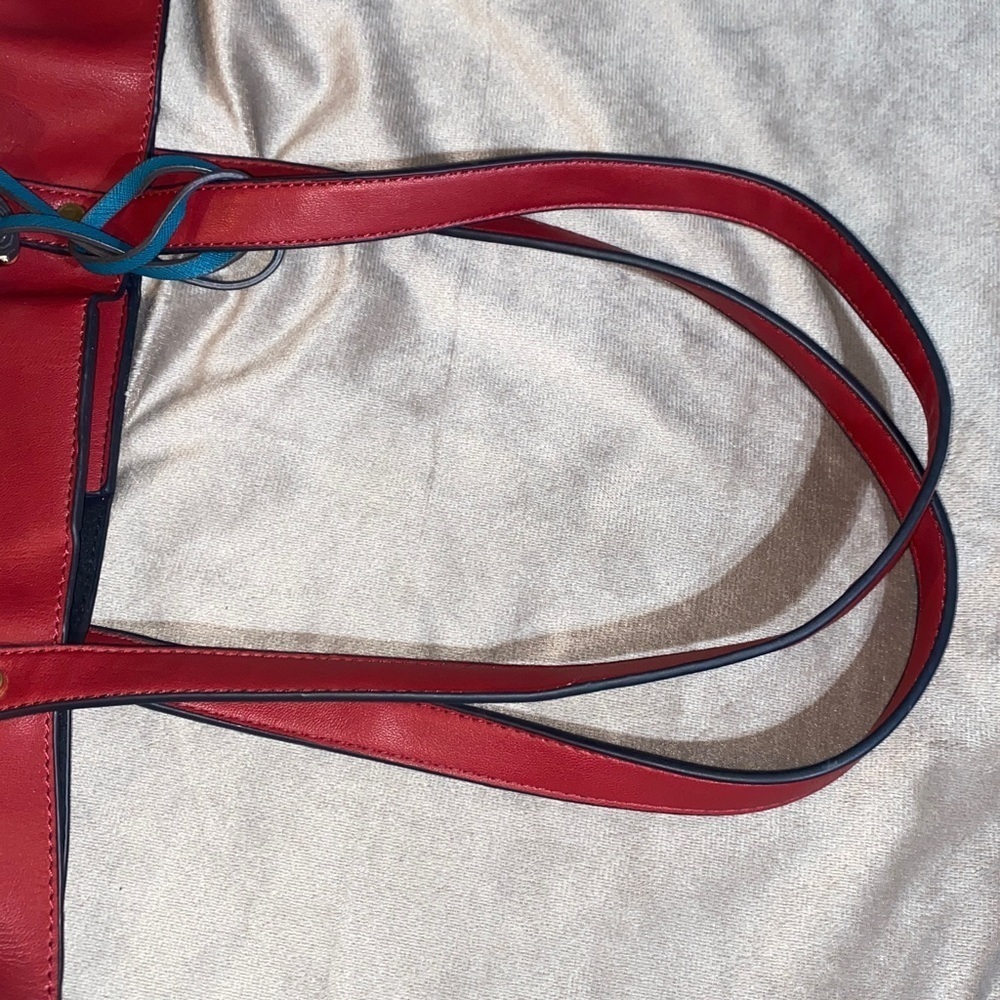 Lulu Dharma Elegant Red Tote Bag - Picture 8 of 8